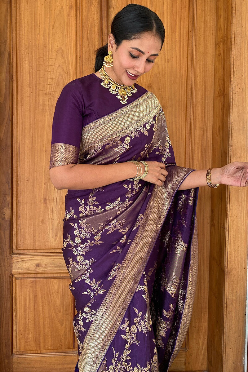 Prettiest Purple Soft Silk Saree With Delectable Blouse Piece
