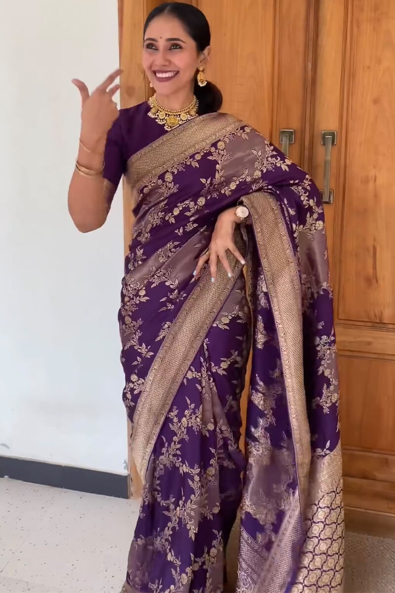 Prettiest Purple Soft Silk Saree With Delectable Blouse Piece