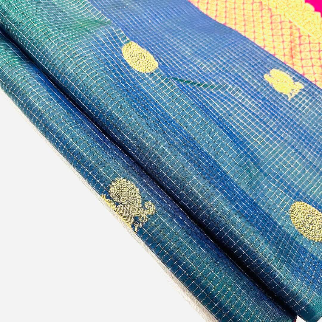 Admirable Blue Soft Silk Saree With Effulgent Blouse Piece