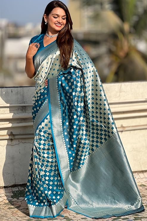 Appealing Firozi Soft Silk Saree With Deserving Blouse Piece