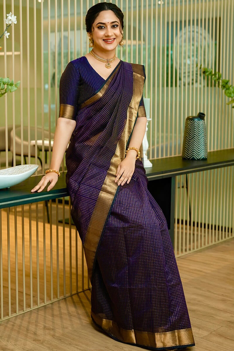 Twirling Navy Blue Soft Silk Saree With Refreshing Blouse Piece