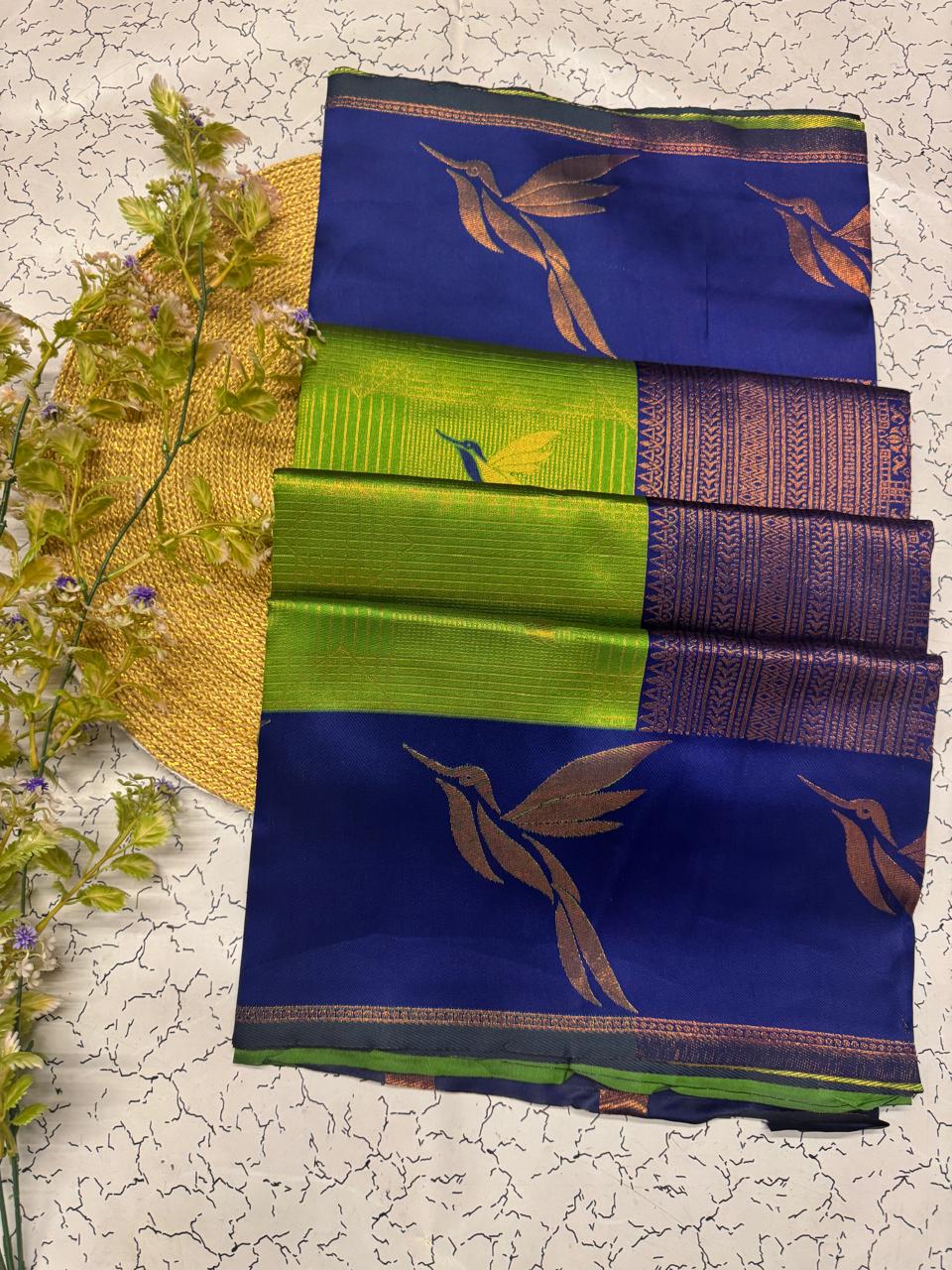 Exquisite Green Soft Banarasi Silk Saree With Divine Blouse Piece