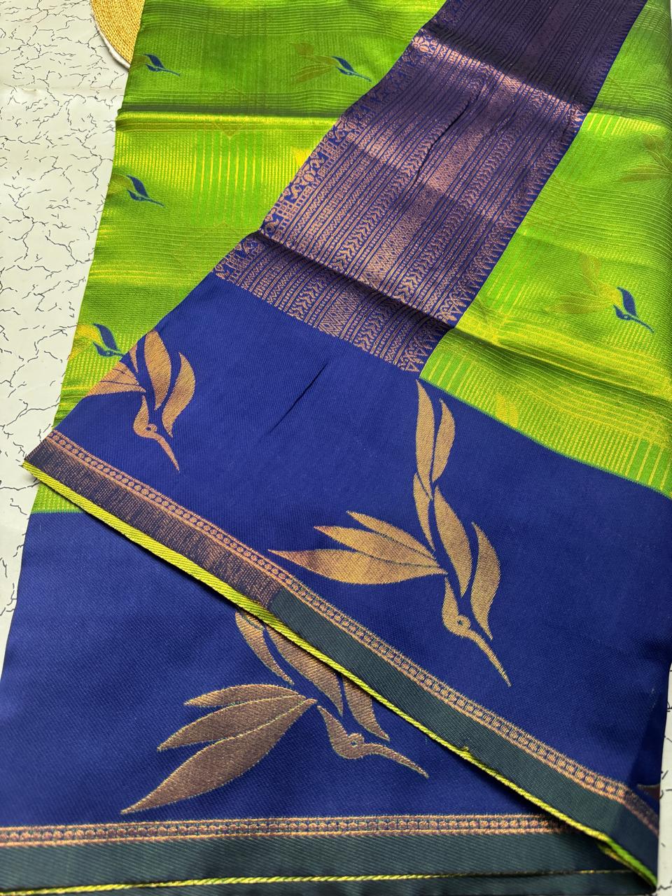 Exquisite Green Soft Banarasi Silk Saree With Divine Blouse Piece