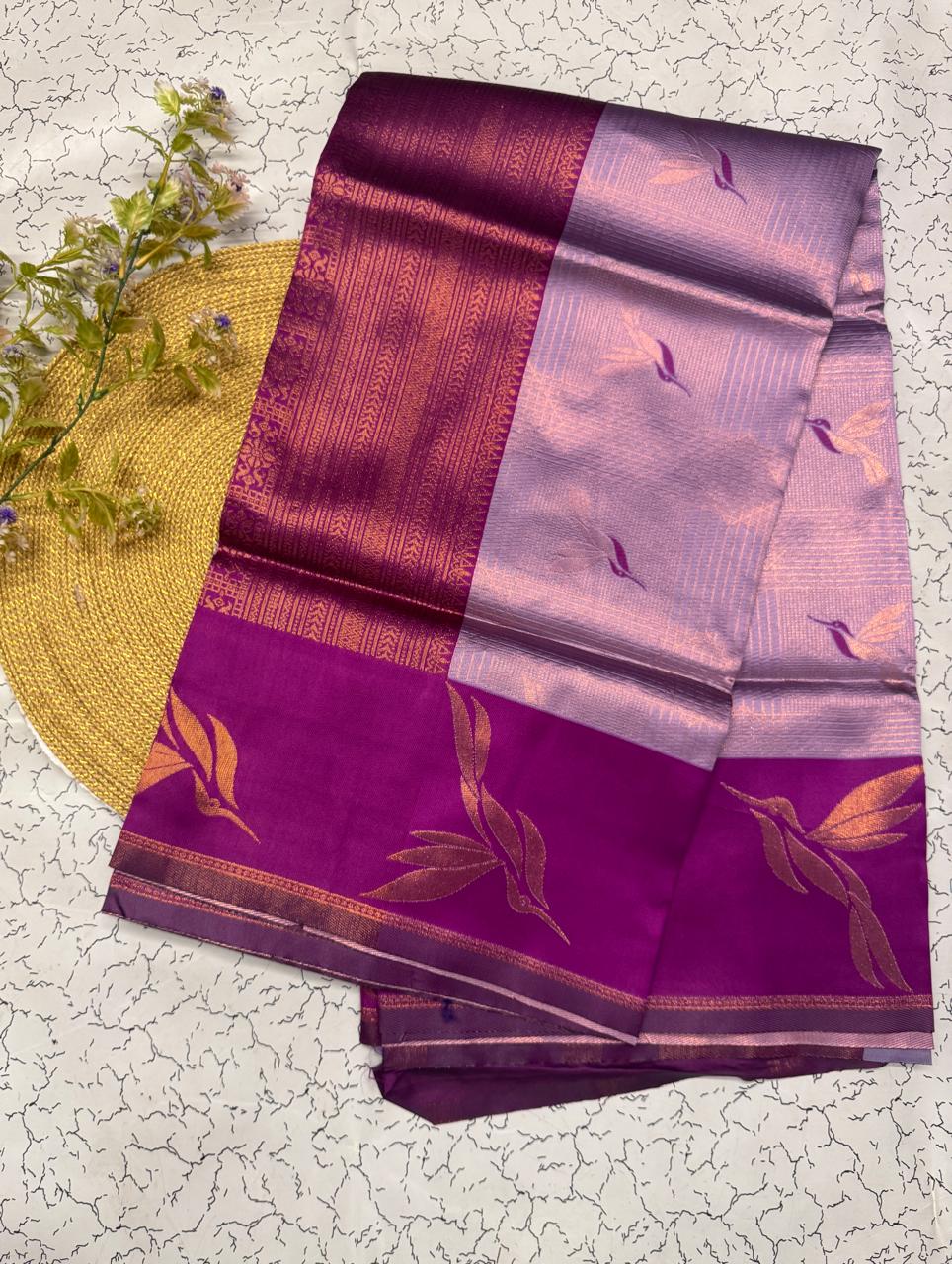 Supernal Lavender Soft Banarasi Silk Saree With Ornate Blouse Piece