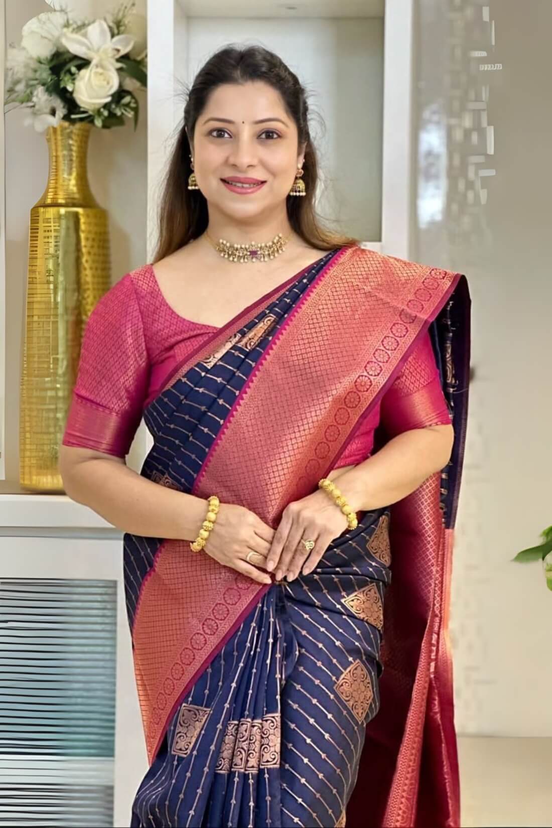 Bucolic Navy Blue Soft Silk Saree With Amazing Blouse Piece