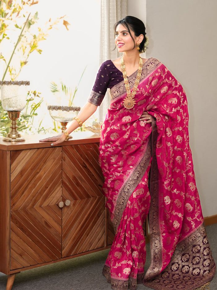 Mesmerising Dark Pink Soft Silk Saree With Embrocation Blouse Piece