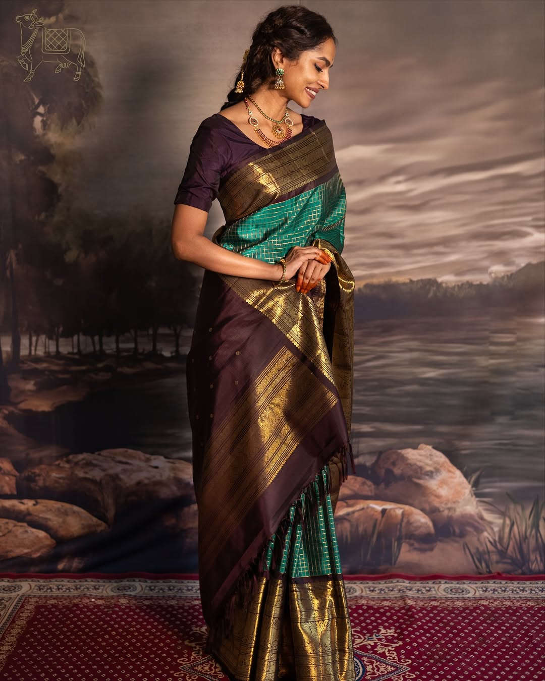 Flameboyant Rama Soft Silk Saree With Staggering Blouse Piece