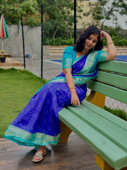 Radiant Royal Blue Soft Silk Saree With Sizzling Blouse Piece