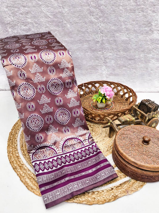 Tremendous Purple Pure Zari Weaving Banarasi Silk Saree With Eloquence Blouse Piece