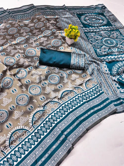 Magnetic Rama Pure Zari Weaving Banarasi Silk Saree With Smashing Blouse Piece