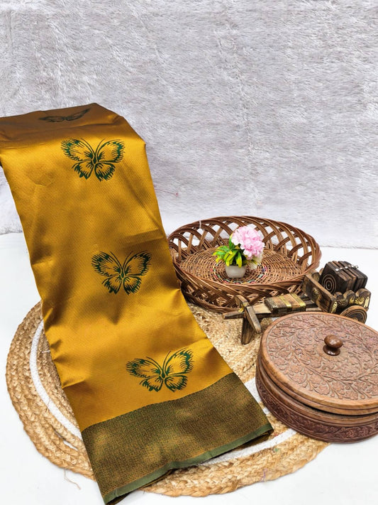 Smart Yellow Pure Zari Weaving Banarasi Silk Saree With Bucolic Blouse Piece