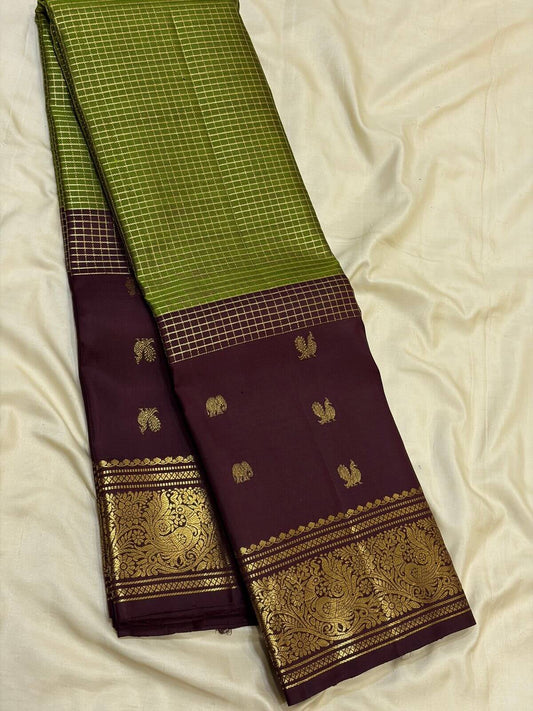 Alluring Green Soft Silk Saree With Imaginative Blouse Piece