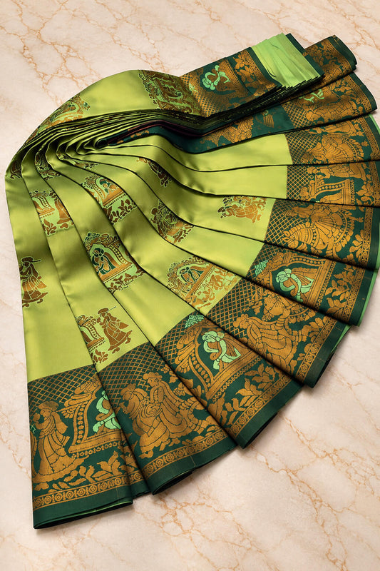 Stunning Green Pure Banarasi Silk Saree With Rhapsodic Blouse Piece