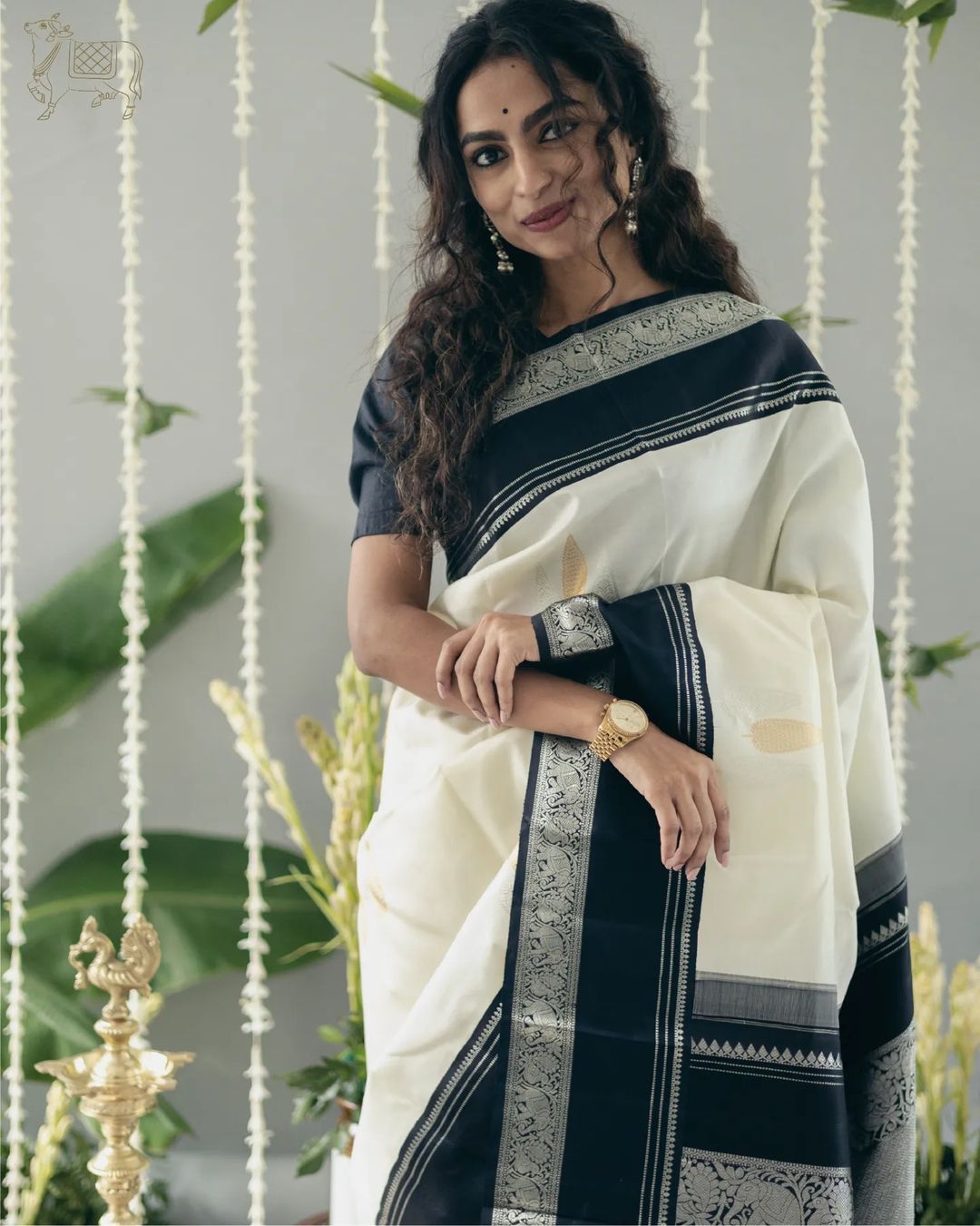 Designer Off White Soft Silk Saree With Sophisticated Blouse Piece