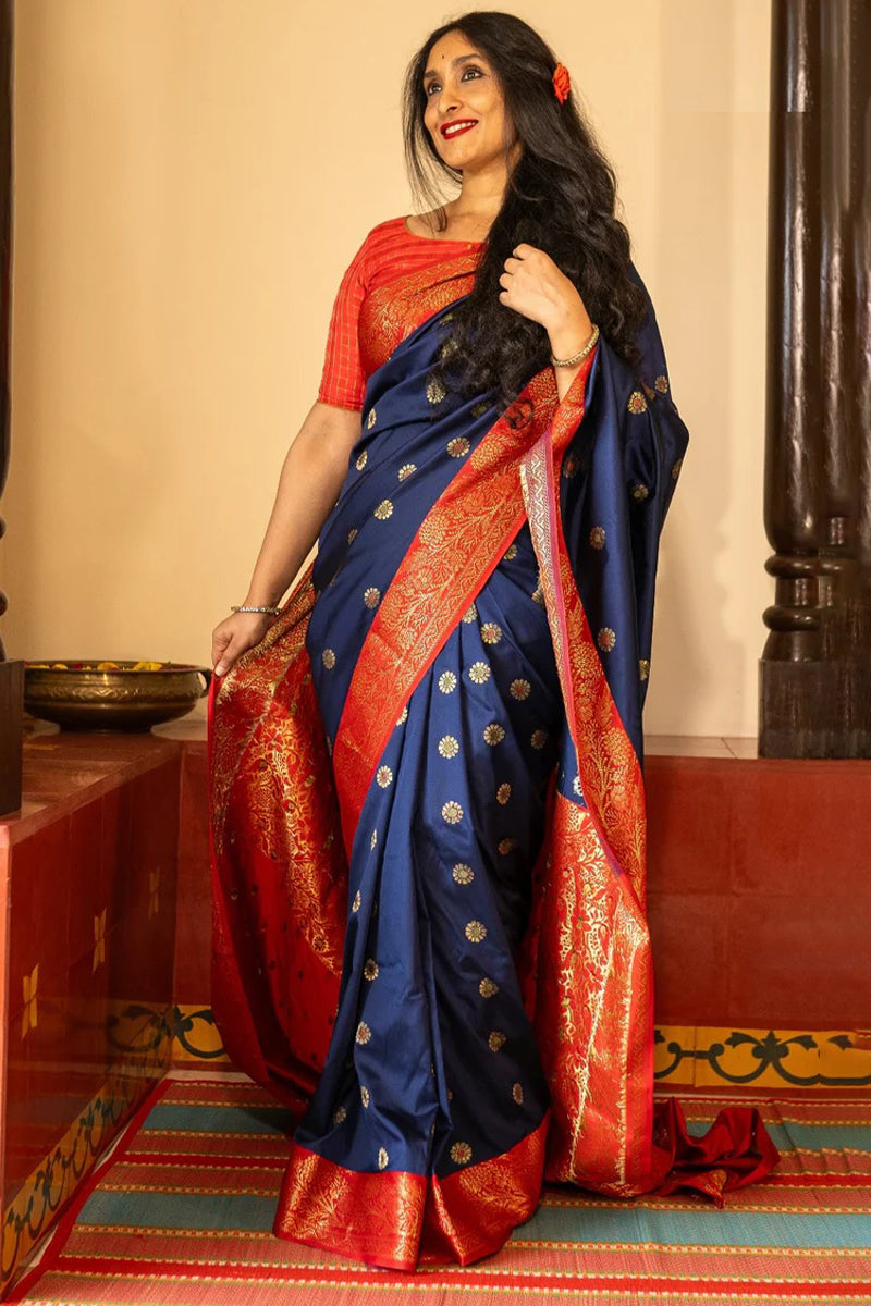 Vestigial Navy Blue Soft Silk Saree With Confounding Blouse Piece