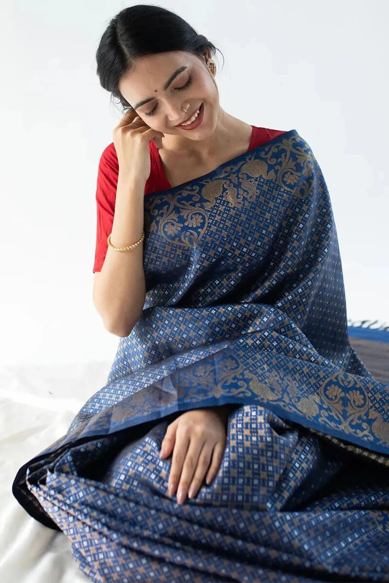 Vivacious Blue Soft Silk Saree With Tempting Blouse Pieced