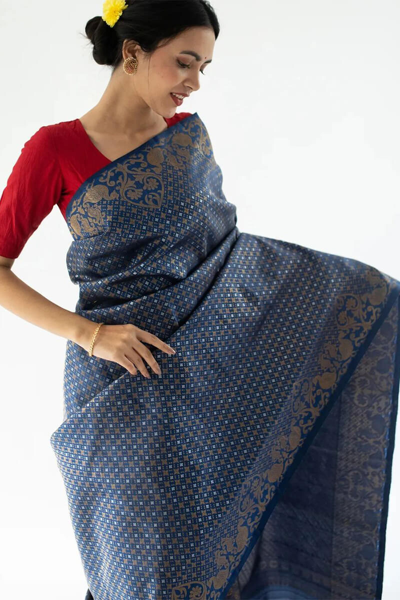 Vivacious Blue Soft Silk Saree With Tempting Blouse Pieced