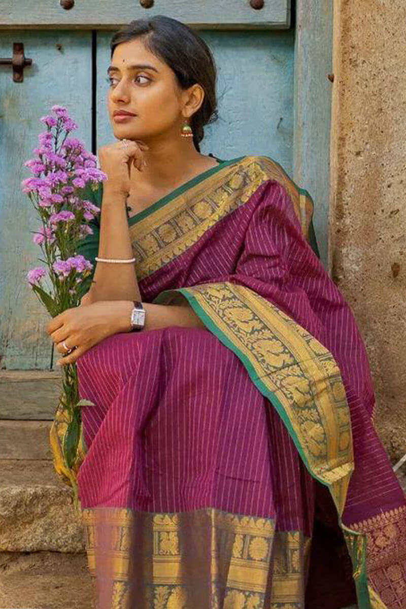 Enthralling Dark Pink Soft Silk Saree With Smart Blouse Pieced