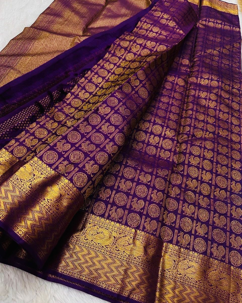 Gorgeous Purple Soft Banarasi Silk Saree With Alluring Blouse Piece