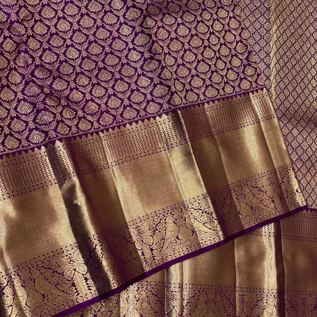 Dazzling Purple Soft Banarasi Silk Saree With Adorning Blouse Piece