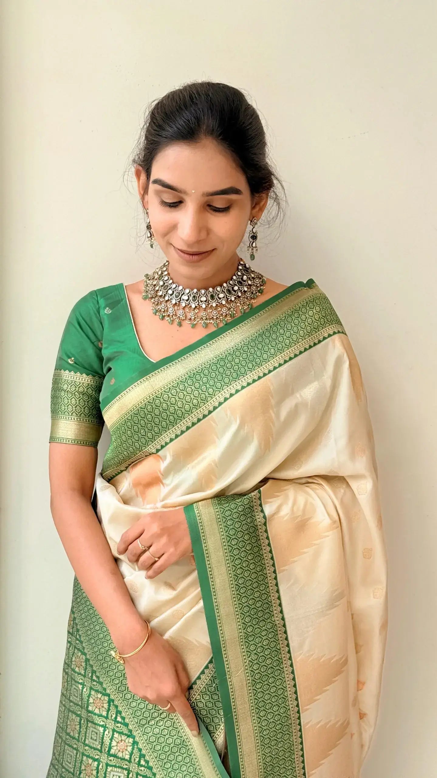 Opulent Biege Soft Silk Saree With Ratatouille Blouse Piece