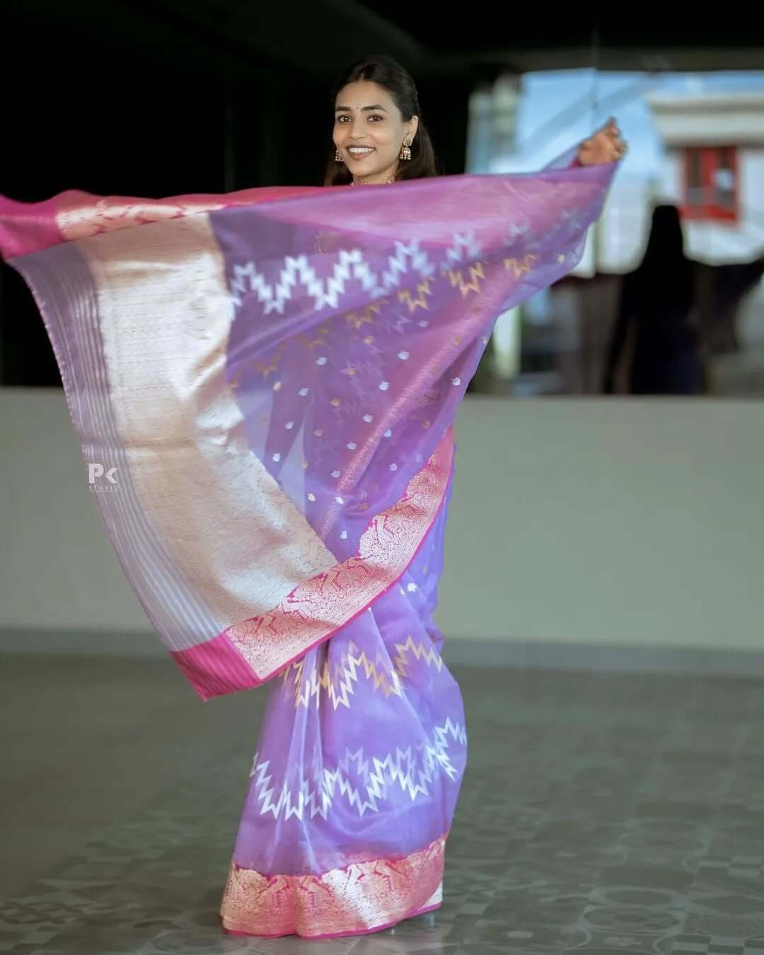 Effulgent Lavender Cotton Silk Saree With Forbearance Blouse Piece