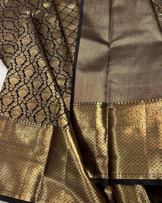 Charismatic Black Soft Banarasi Silk Saree With Staring Blouse Piece
