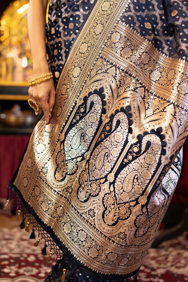 Elegant Navy Blue Soft Banarasi Silk Saree With Ailurophile Blouse Piece