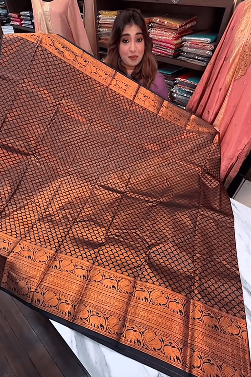 Enigmatic Navy Blue Soft Banarasi Silk Saree With Jubilant Blouse Piece