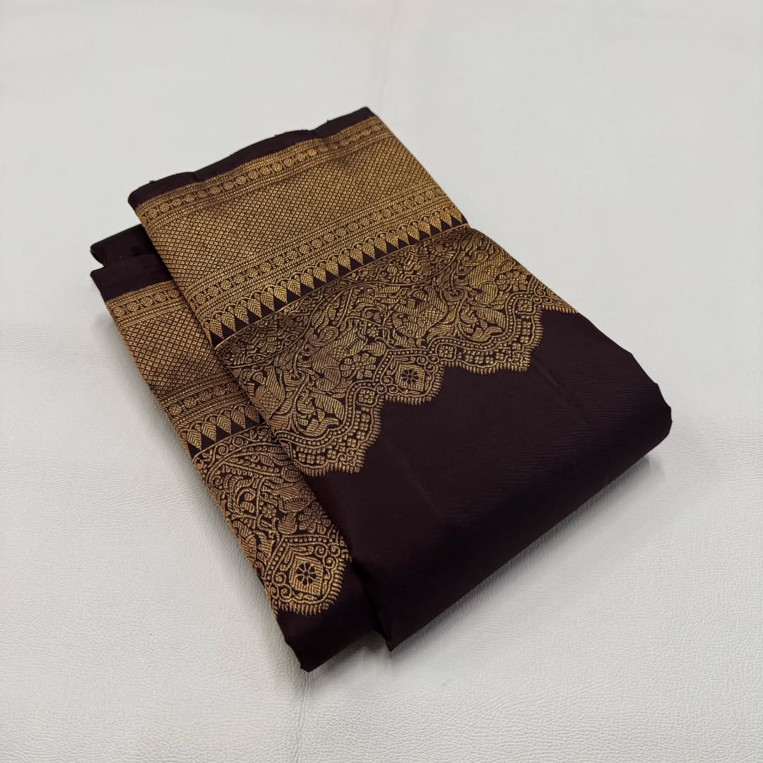 Piquant Brown Soft Banarasi Silk Saree With Improbable Blouse Piece