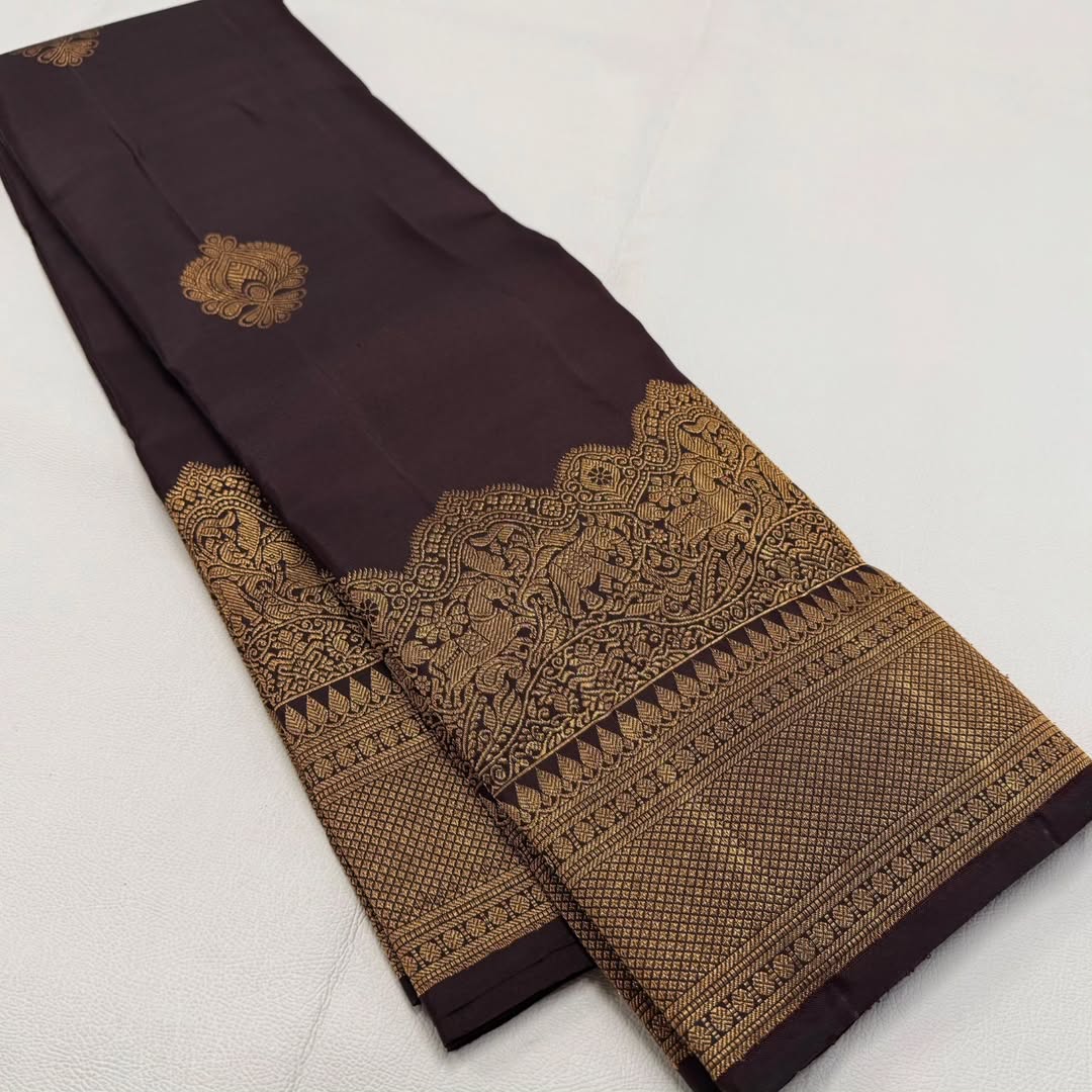 Piquant Brown Soft Banarasi Silk Saree With Improbable Blouse Piece
