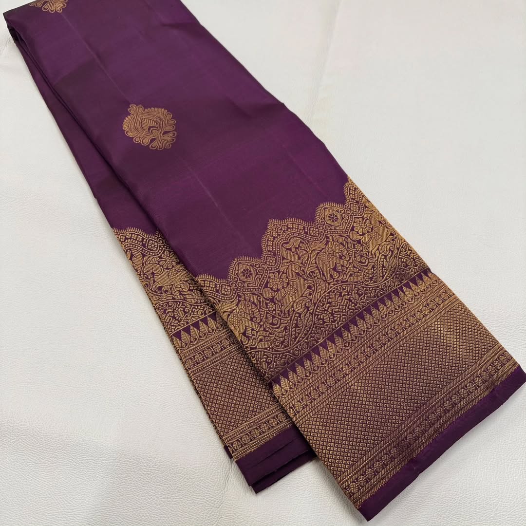 Girlish Purple Soft Banarasi Silk Saree With Adorning Blouse Piece