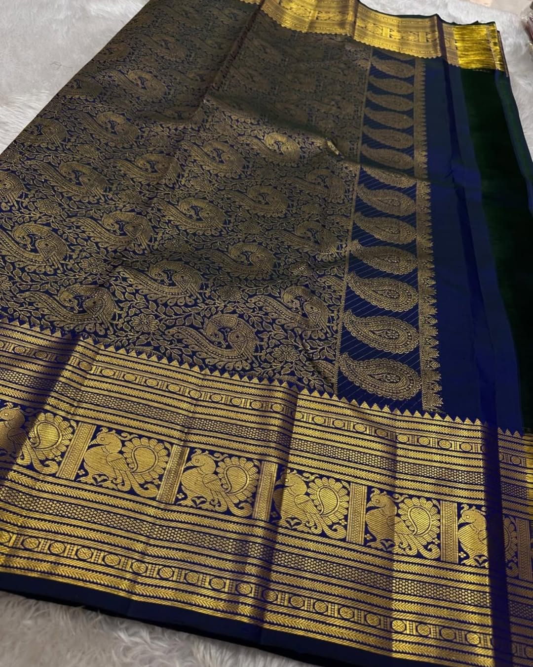 Surpassing Navy Blue Soft Banarasi Silk Saree With Gorgeous Blouse Piece