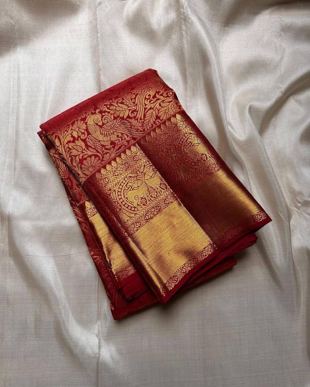 Magnetic Red Soft Banarasi Silk Saree With Fancifull Blouse Piece