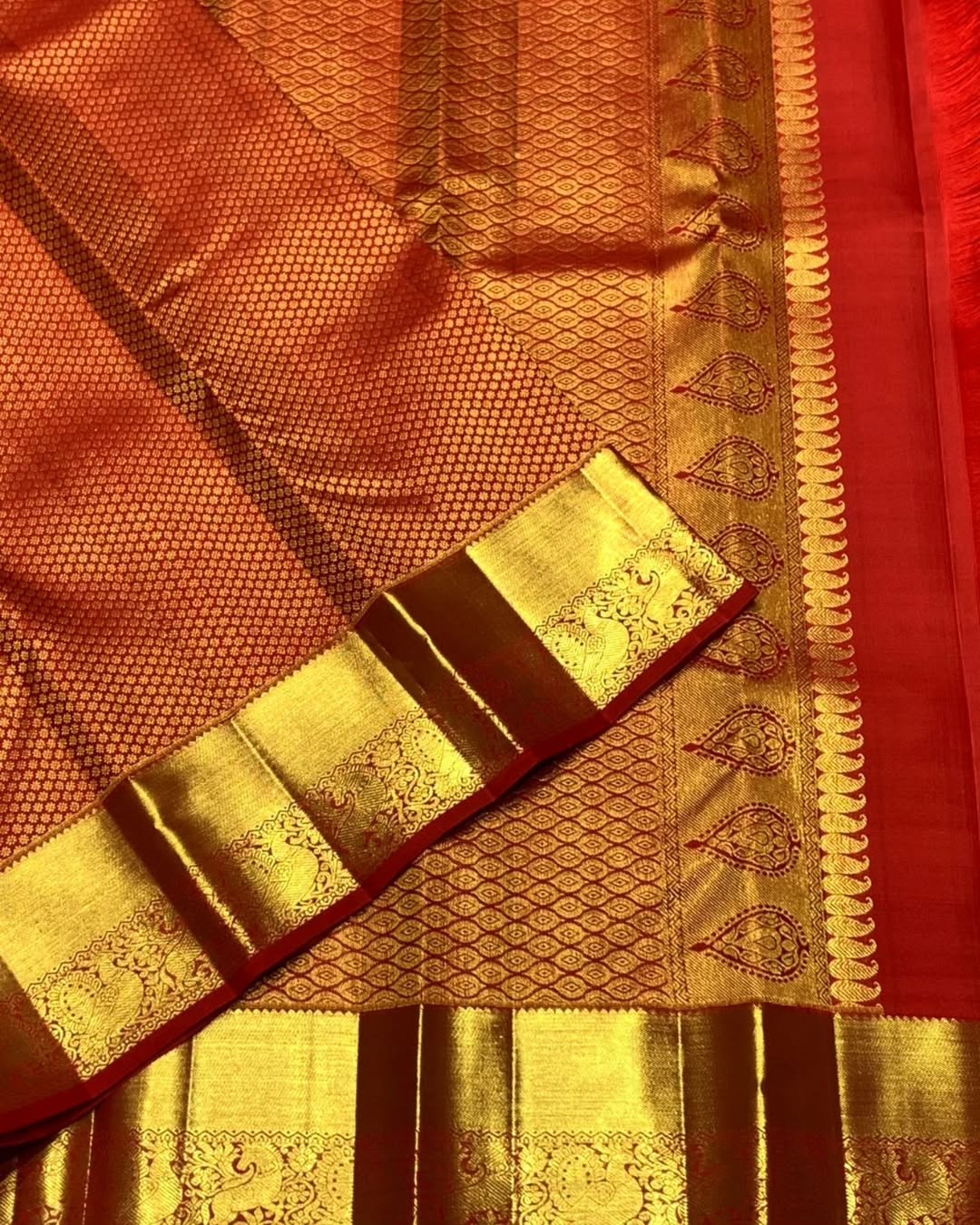 Winsome Red Soft Banarasi Silk Saree With Profuse Blouse Piece