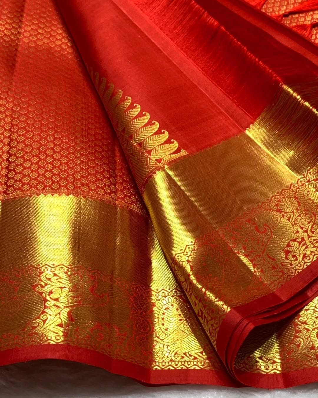 Winsome Red Soft Banarasi Silk Saree With Profuse Blouse Piece