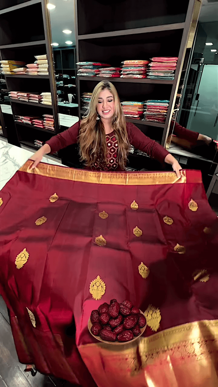 Elision Maroon Soft Banarasi Silk Saree With Gossamer Blouse Piece