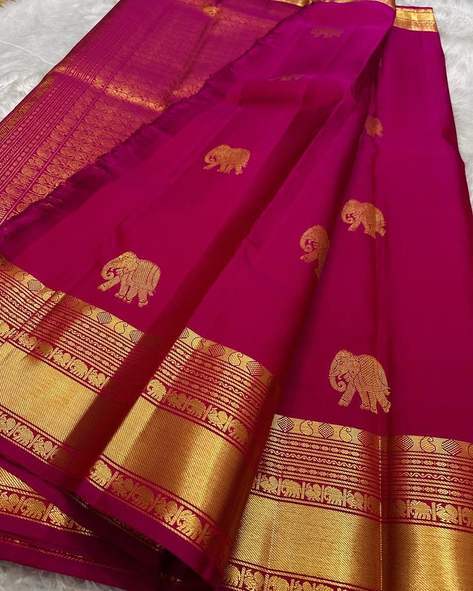 Admirable Dark Pink Soft Banarasi Silk Saree With Snazzy Blouse Piece