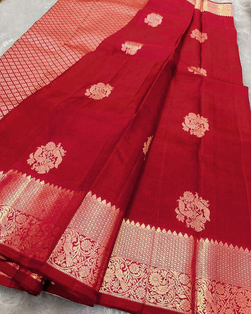 Eloquence Red Soft Banarasi Silk Saree With Delectable Blouse Piece