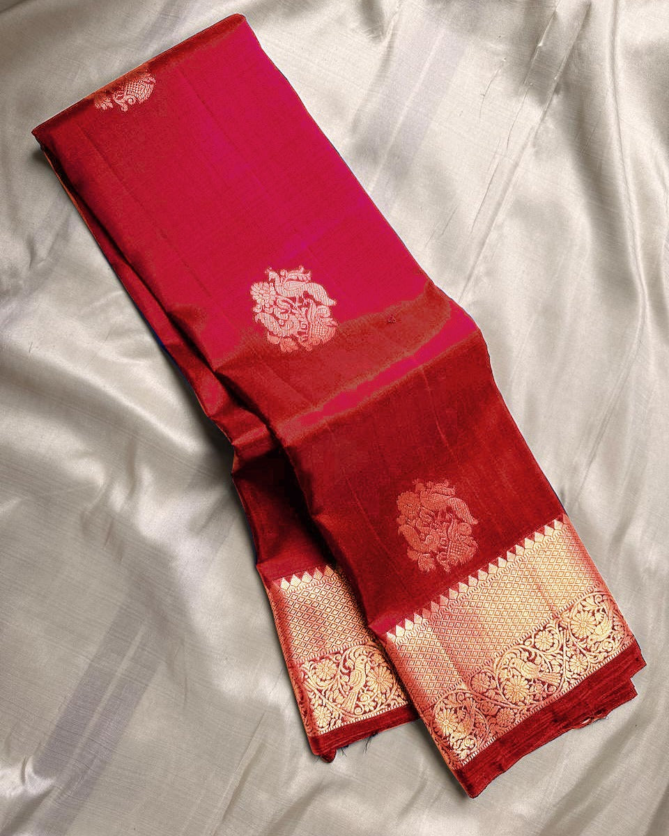 Eloquence Red Soft Banarasi Silk Saree With Delectable Blouse Piece