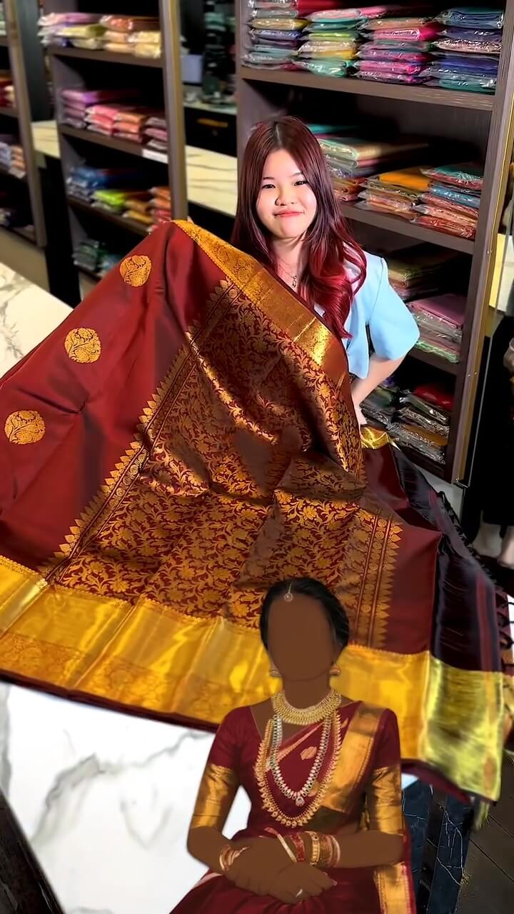 Elaborate Maroon Soft Banarasi Silk Saree With Resplendent Blouse Piece