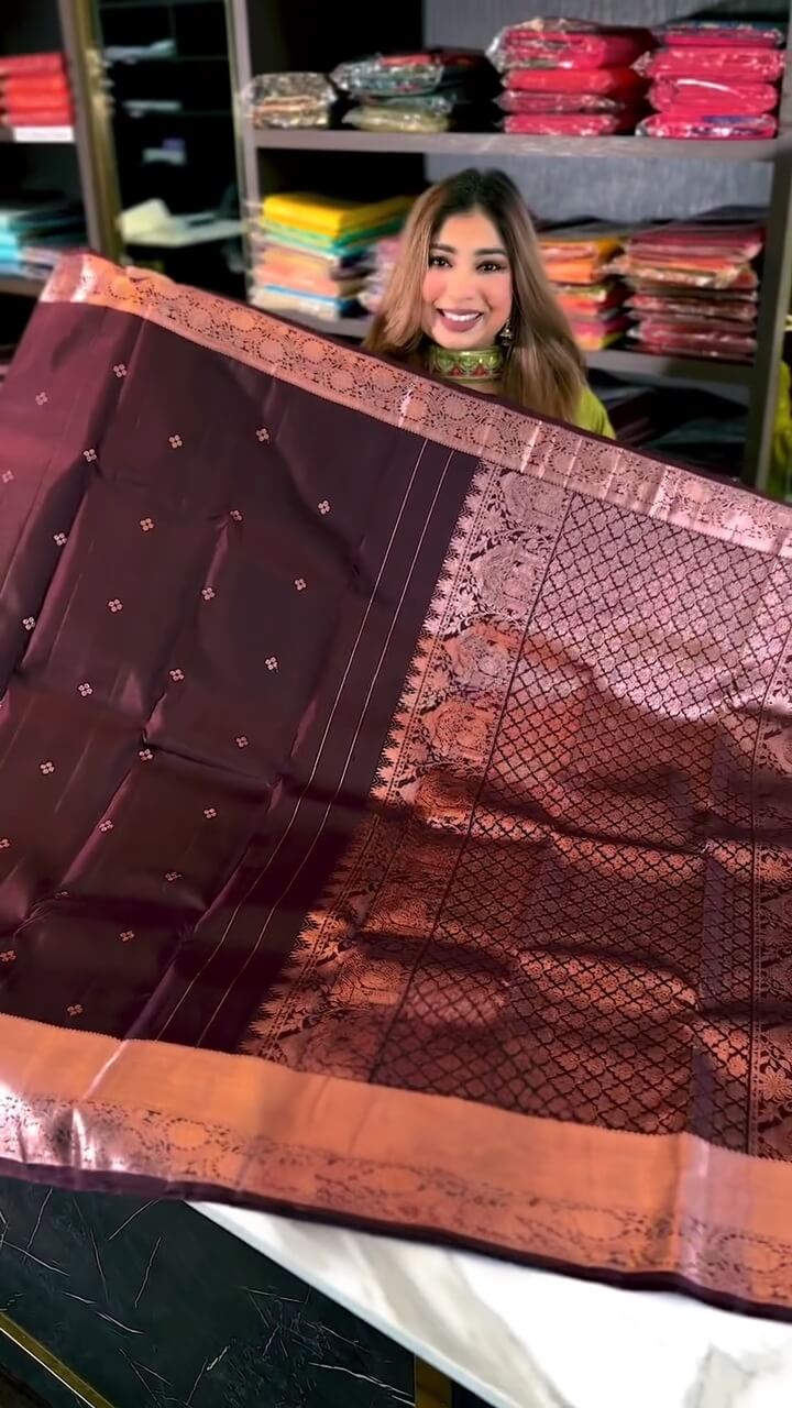 Hypnotic Wine Soft Banarasi Silk Saree With Desuetude Blouse Piece