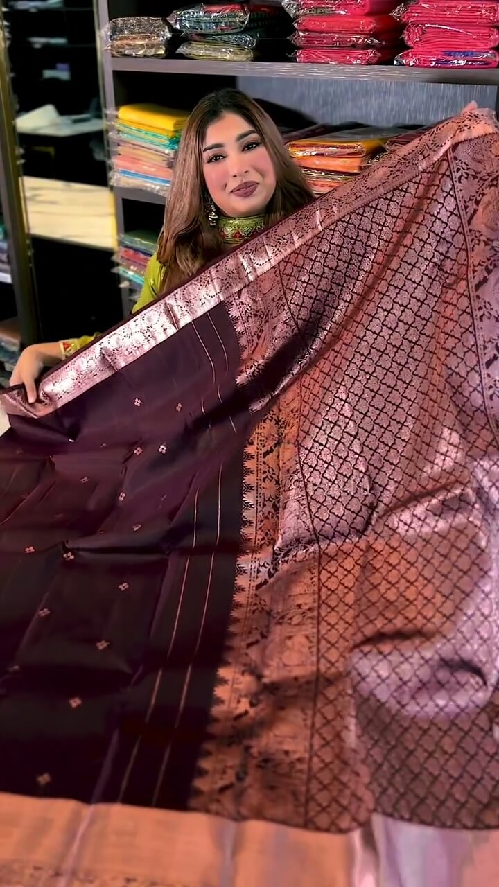 Hypnotic Wine Soft Banarasi Silk Saree With Desuetude Blouse Piece