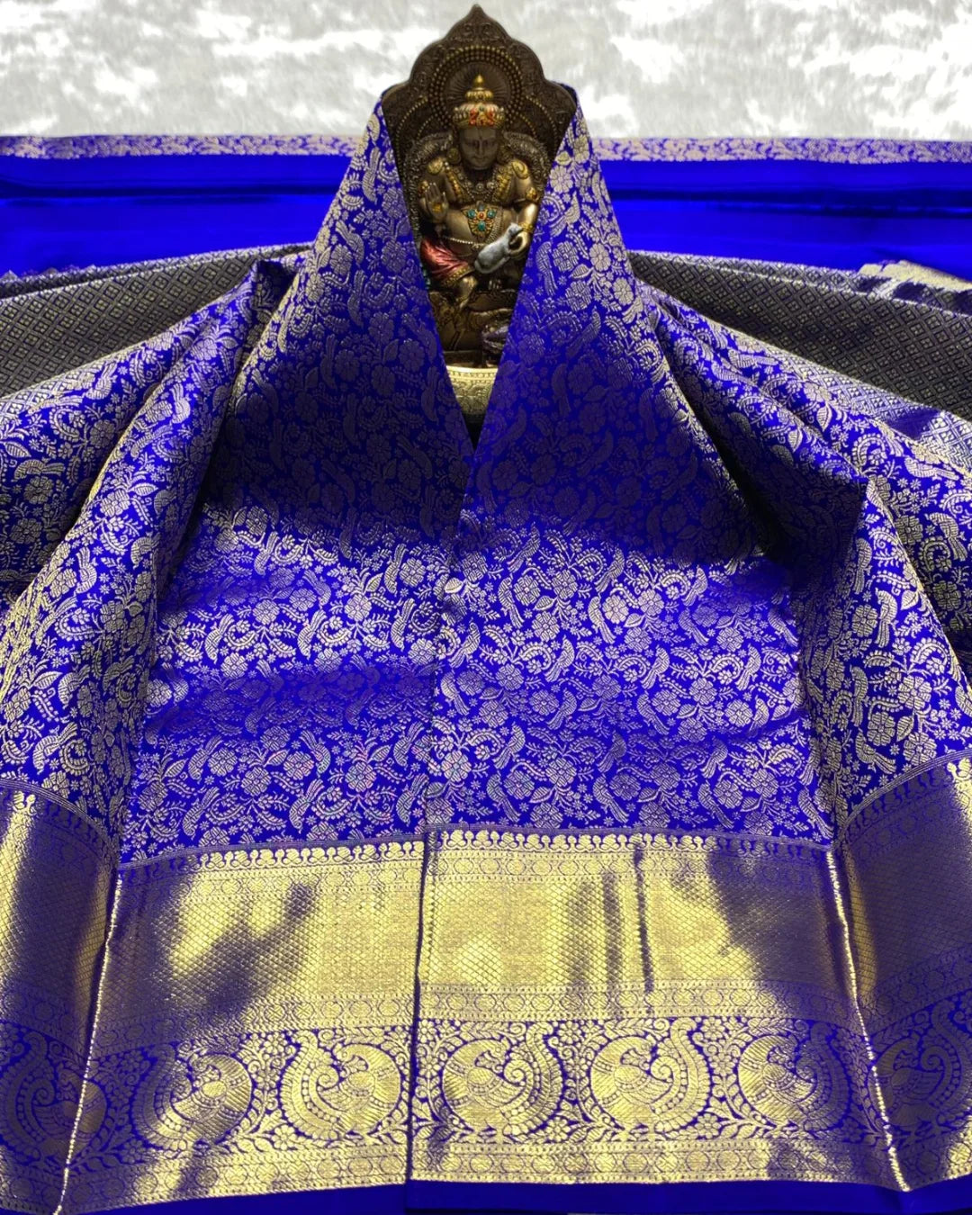 Fugacious Royal Blue Soft Banarasi Silk Saree With Chatoyant Blouse Piece