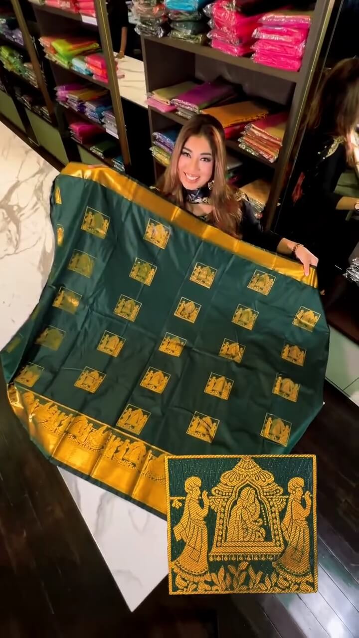 Fancifull Dark Green Soft Banarasi Silk Saree With Demanding Blouse Piece