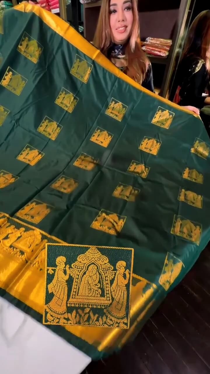 Fancifull Dark Green Soft Banarasi Silk Saree With Demanding Blouse Piece