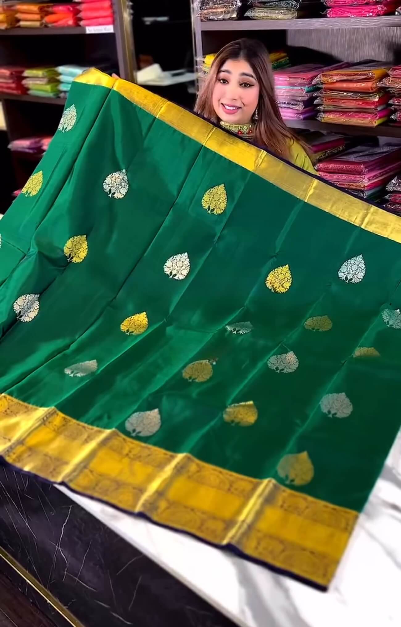 Forbearance Dark Green Soft Banarasi Silk Saree With Mesmeric Blouse Piece