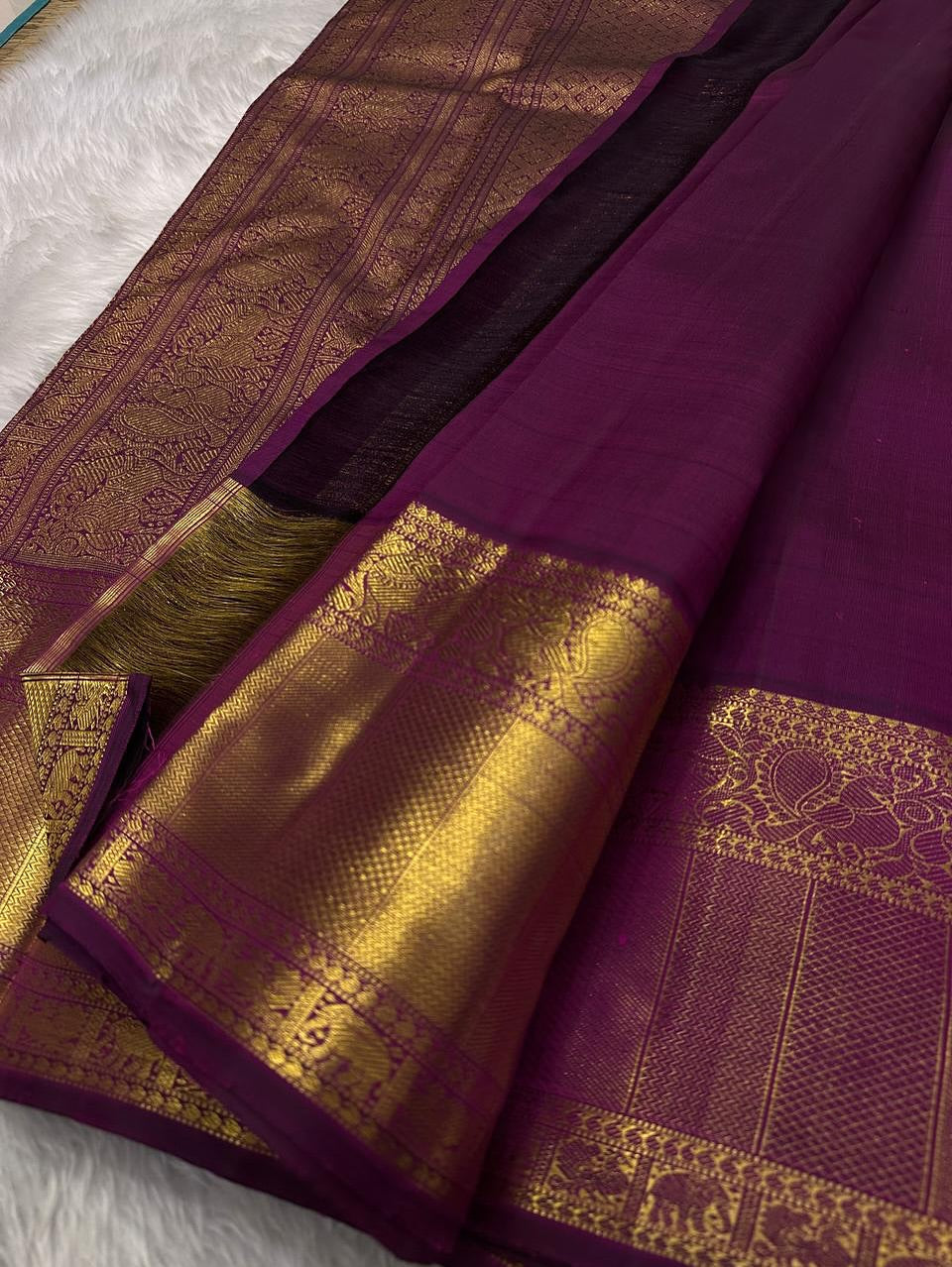 Surpassing Purple Soft Banarasi Silk Saree With Adorning Blouse Piece