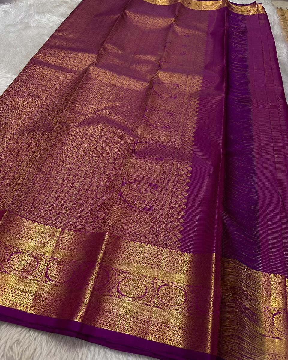 Sempiternal Magenta Soft Banarasi Silk Saree With Symmetrical Blouse Piece