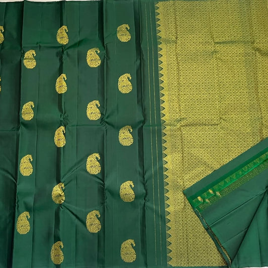 Beguiling Green Soft Banarasi Silk Saree With Desultory Blouse Piece